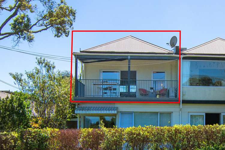 3/140 Calliope Road_2