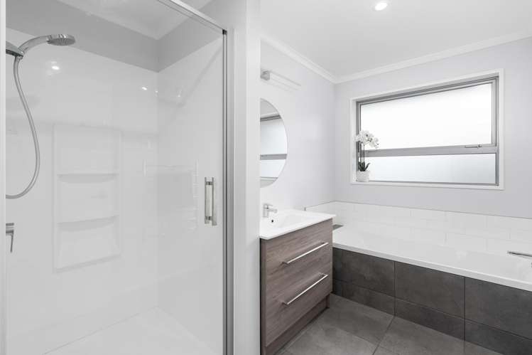 35 Irwin Logan Drive Mosgiel_15