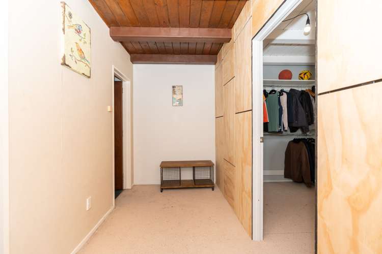 30 Houchens Road Glenview_13