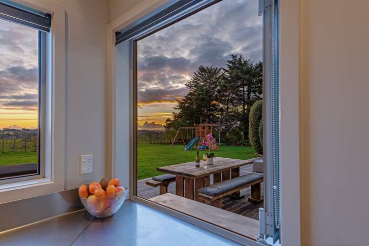 252 Polson Hill Drive Aokautere_15