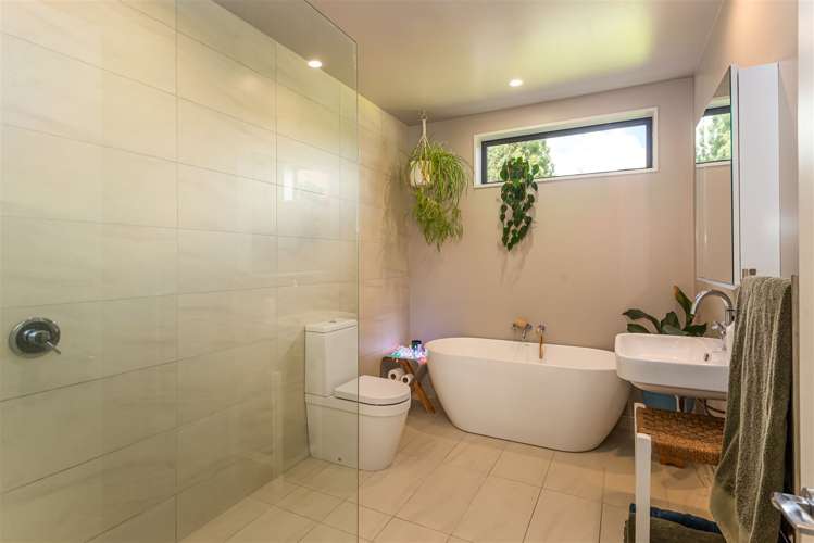 1824 Cust Road Cust_19