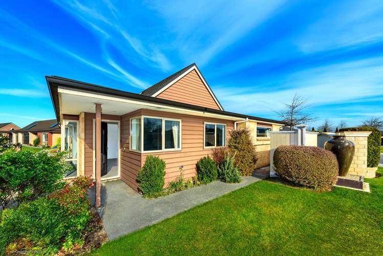 2/3 Reeves Road Rangiora_1
