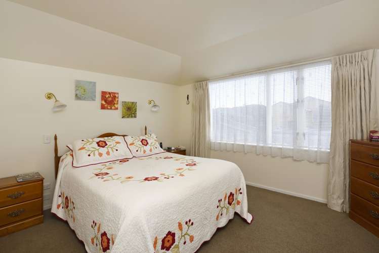 77 Kingsford Drive Stoke_7