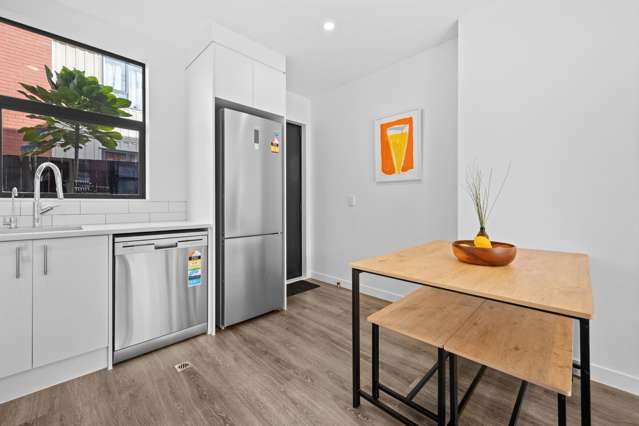 7 Puhua Lane Mount Roskill_4