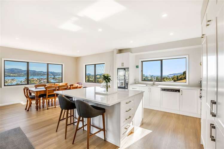 42 Panorama Parade Pauanui_3