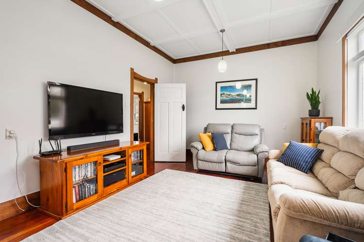 26 Powhiri Avenue Kensington_13