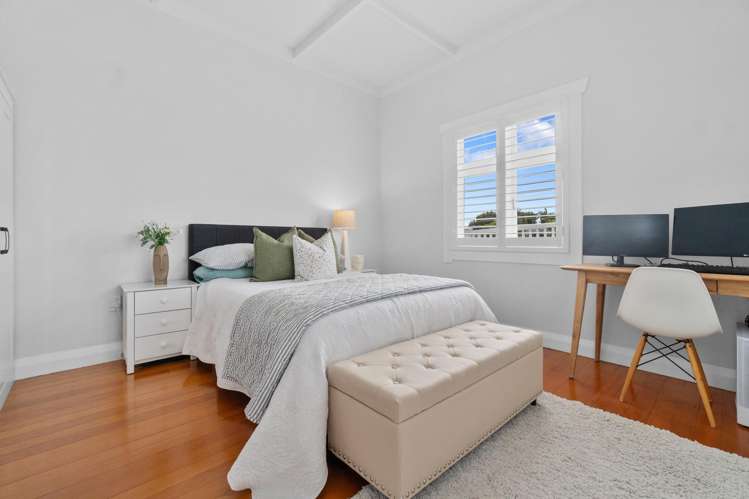 38 Aramoana Avenue Devonport_17