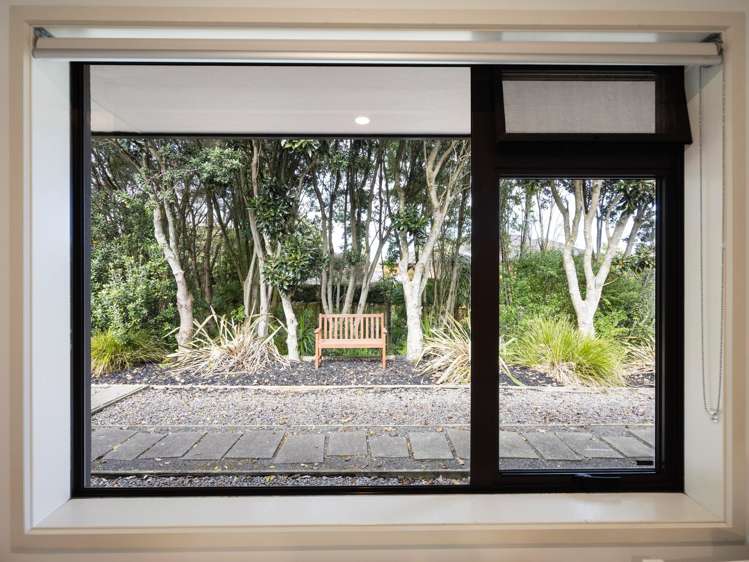 28 Somerton Drive Huntington_21