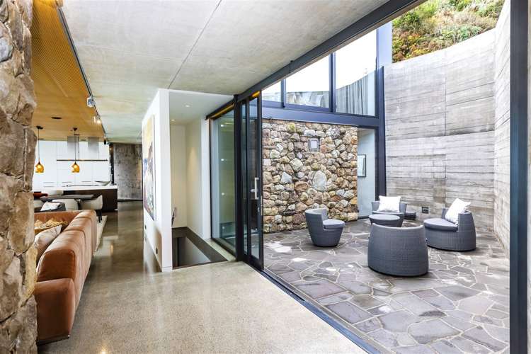 1 Whitewash Head Road Scarborough_7