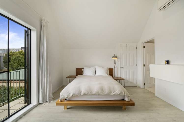 3/52 Taharoto Road Takapuna_3