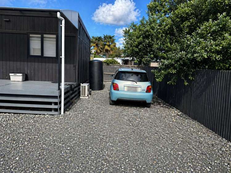 81C De Lautour Road Inner Kaiti_2