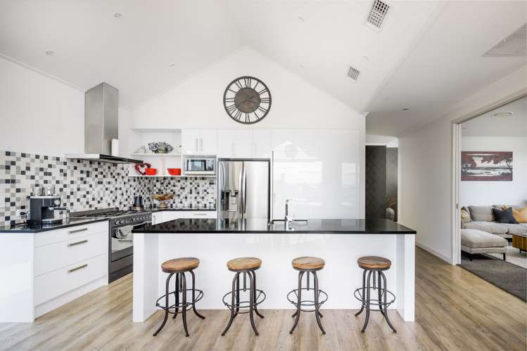 4 Hawkridge Rise Huntington_9