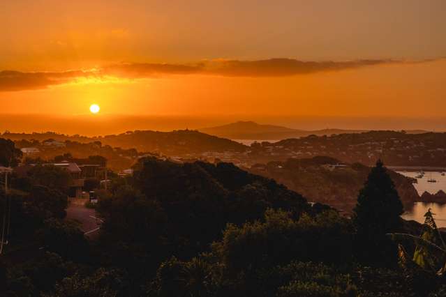 74 Hauraki Road Oneroa_1