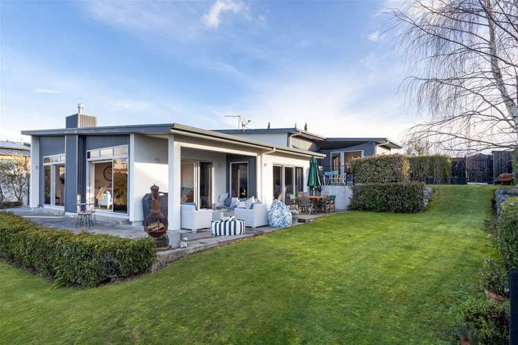 8 Ridgetop Rise Fairhall_4