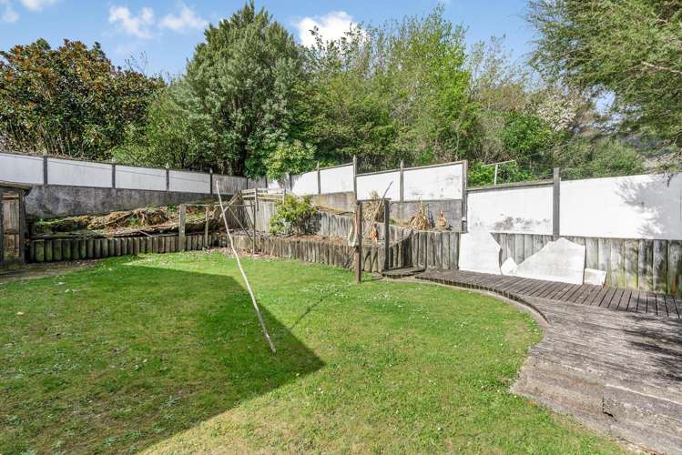 4 Trelawney Road Wainuiomata_16