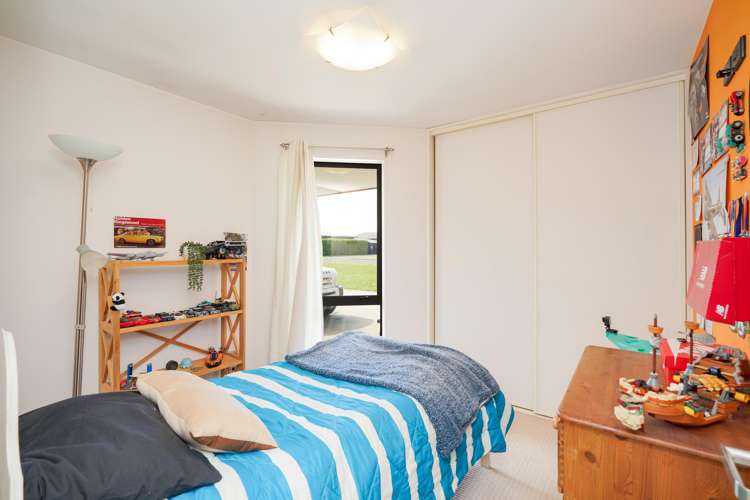 28 Majestic Chance Seaward Bush_12