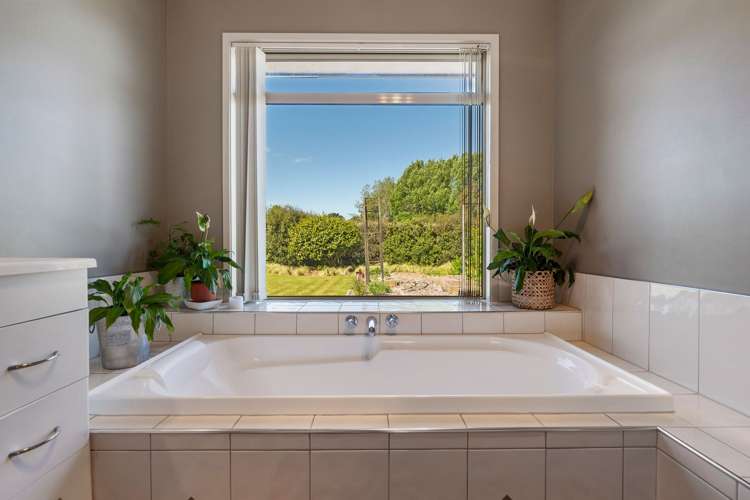 976 Poihipi Road Oruanui_13