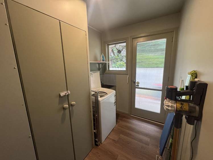 2/29 Office Road Merivale_8