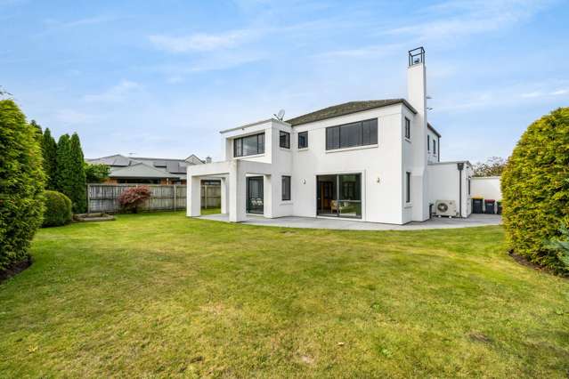 Big Bones. Blank Canvas.