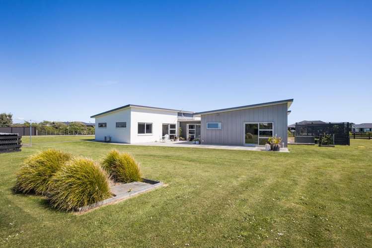 7 Lakeview Drive Foxton Beach_35