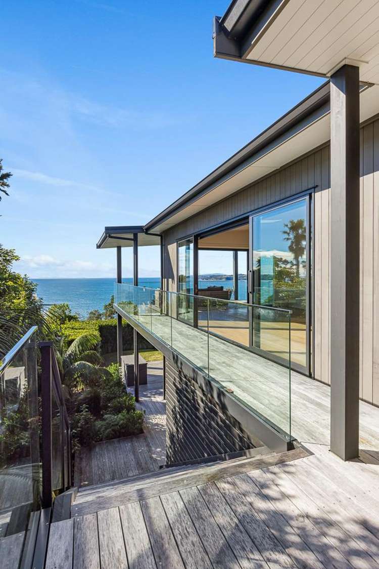 102 Vipond Road Stanmore Bay_3