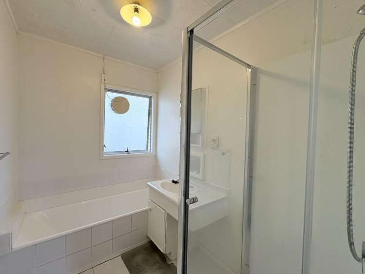 10 Devonshire Road Unsworth Heights_10