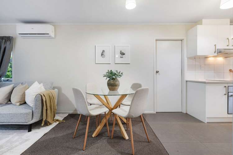 Unit 2/34 Ballater Place Highland Park_5