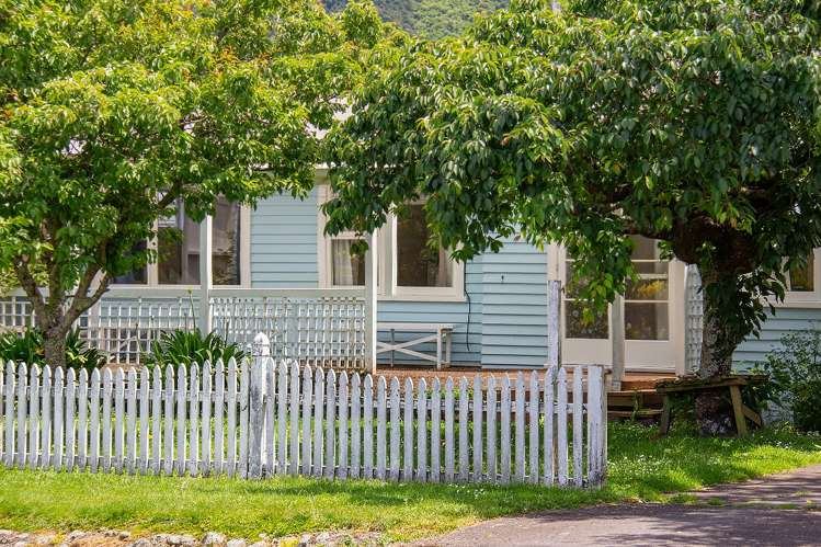 12 Bethune Street Featherston_23