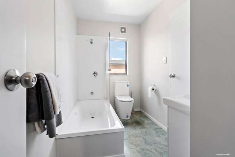 2/1 Melview Place New Lynn_7