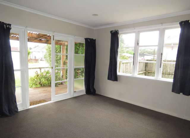 3 Plaskett Street Reefton_2