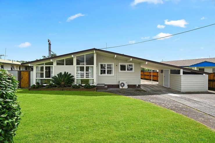 First home buyers are dominating open homes with this family home at 47 Girrahween Drive in Totara Vale attracting plenty at the weekend. Photo / Supplied