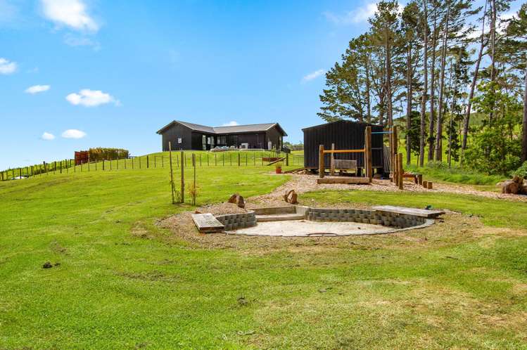 1 Gumtree Way Kaiwaka_15