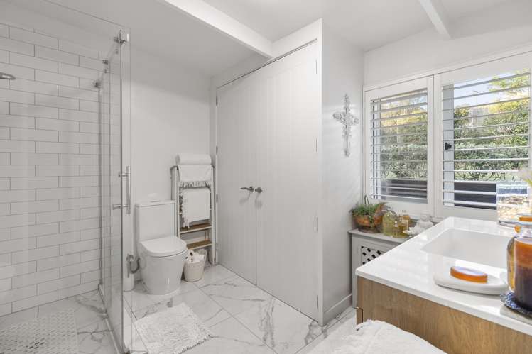 31 Alison Road Surfdale_21