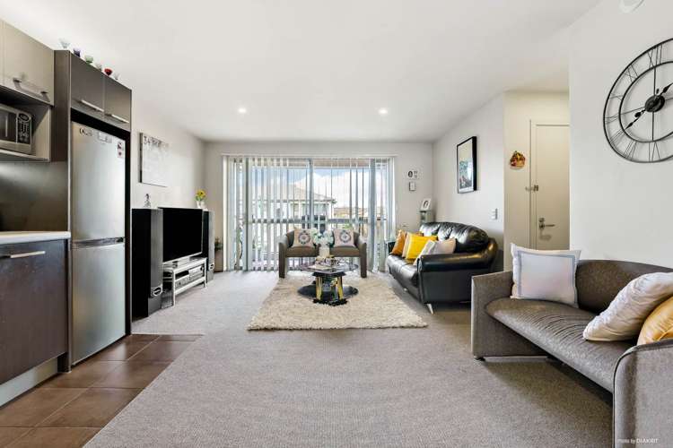 92c Michael Jones Drive Flat Bush_4