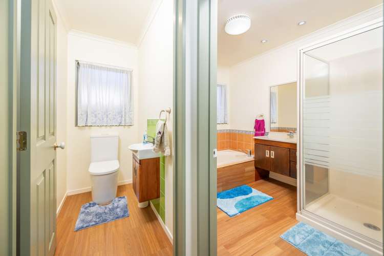 15 Roderick Place Rototuna_29