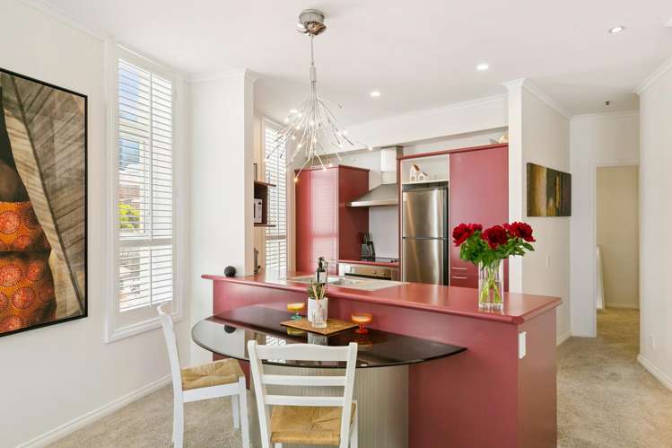 1.2/1 Queens Wharf_2