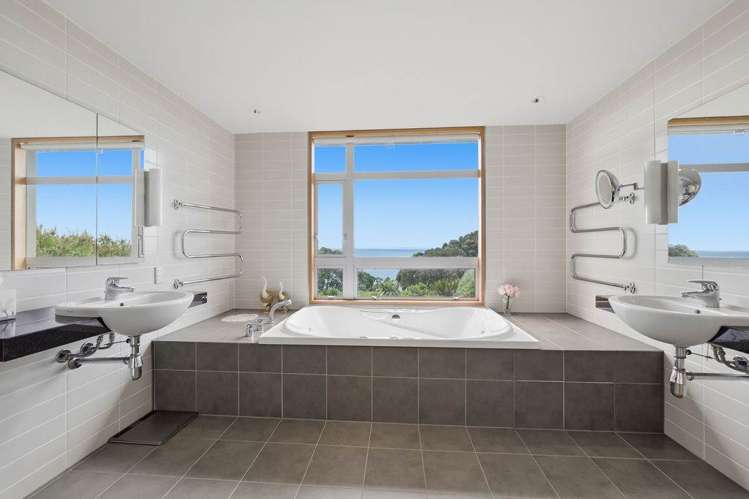 316 Pinecrest Drive Gulf Harbour_14