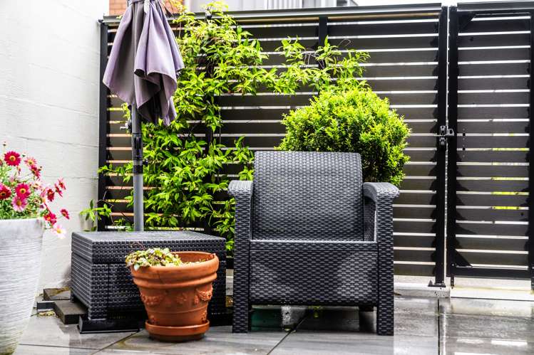 21/4 Stables Lane Silverdale_21