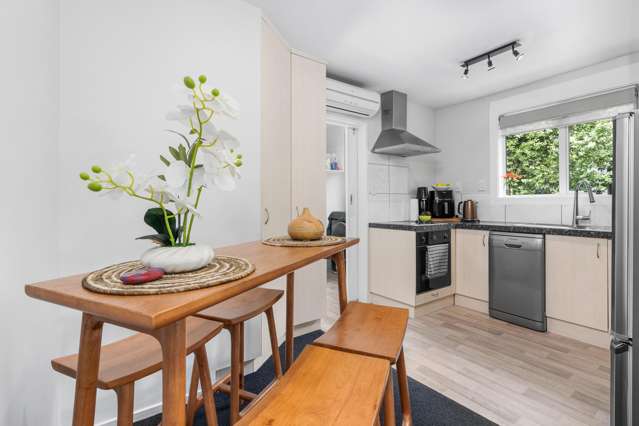 2/101 Bayswater Crescent Bromley_2