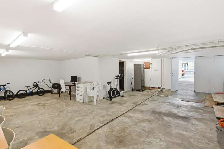 29 Palm Avenue Lyall Bay_16