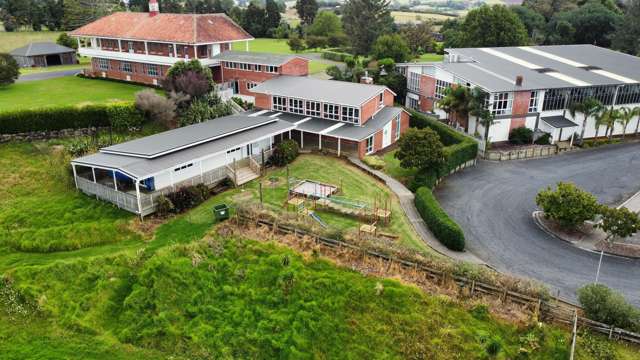 Premium educational complex – La Valla Estate