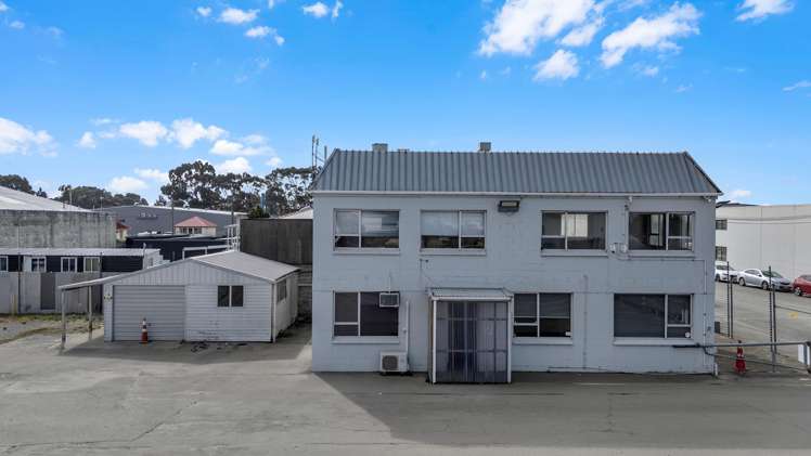 55, 57, 59 Newtown Street Bromley_4