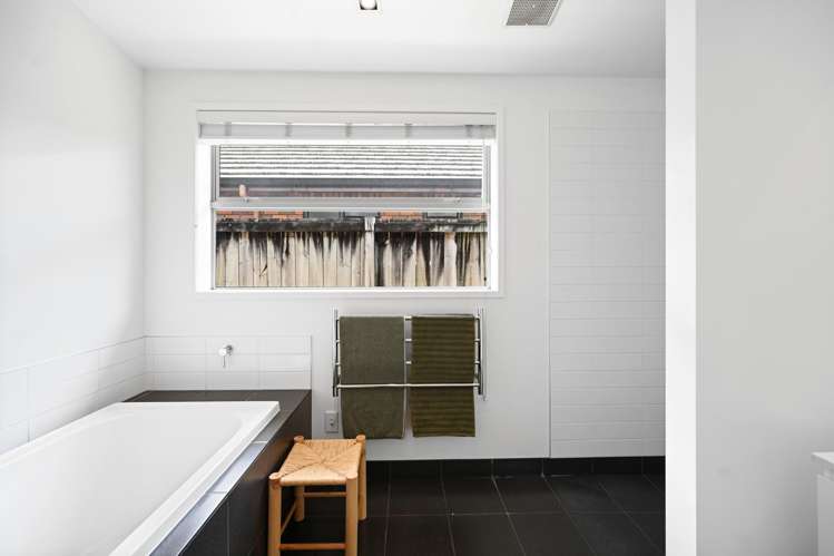 6 Aspen Court Huntington_22