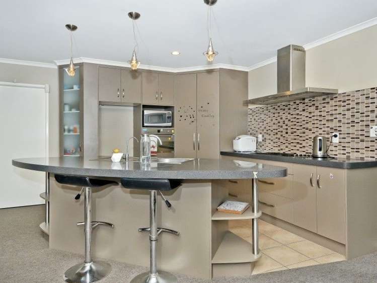 48 Somerton Drive Huntington_7