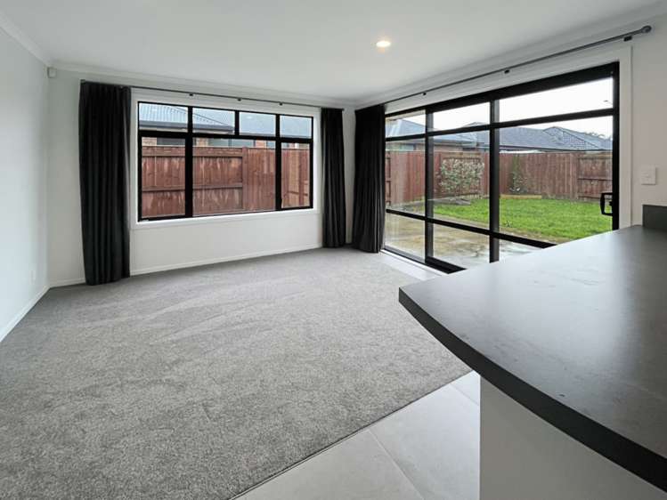 8 Levi Place Kelvin Grove_3