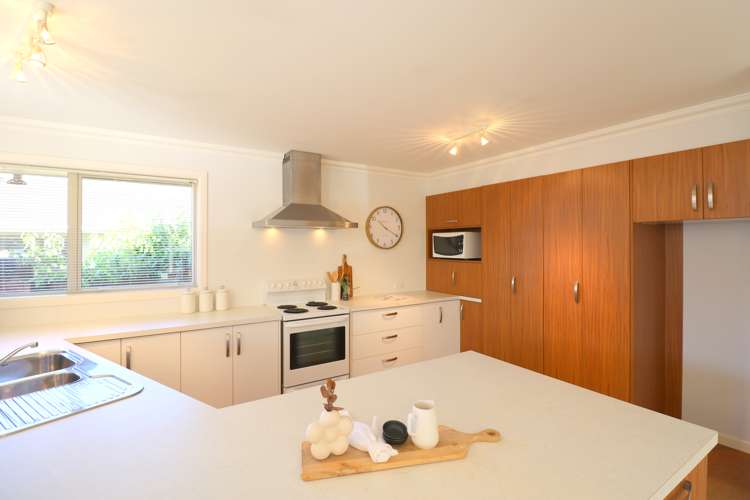 49 Salford Street Windsor_10