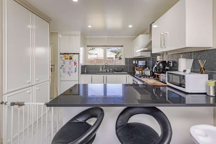 2/9 Hain Avenue Mangere East_7