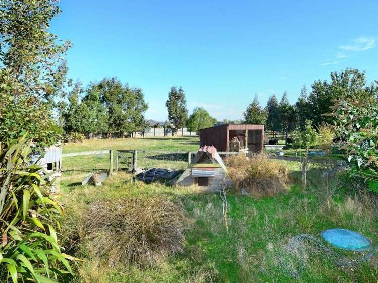 75 Bangor Road Darfield_18