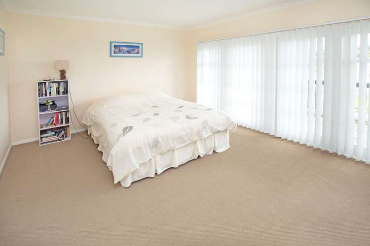 1/1287 Whangaparaoa Road Army Bay_10