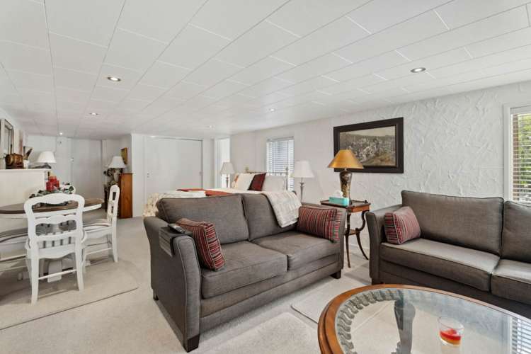 32 Halsey Drive_1